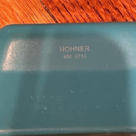 Hohner Clatterpillar Rattle Percussion Instruments - Picture 3 of 6